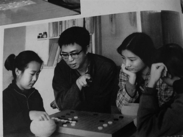 博鱼电竞平台-运算能力强 为人谦和  是我省围棋奠基人|聂卫平|牛力力|黑龙江|赵国荣|陈兆峰_新浪体育_新浪新闻